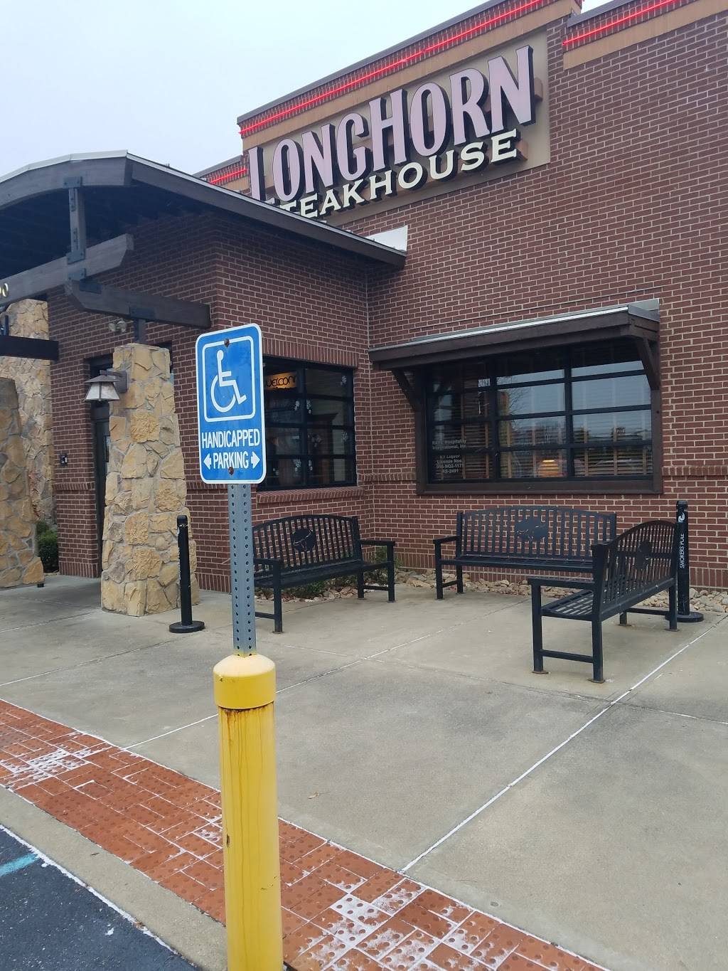 LongHorn Steakhouse | meal takeaway | 9700 Von Allmen Ct, Louisville, KY 40241, USA | 5023267500 OR +1 502-326-7500