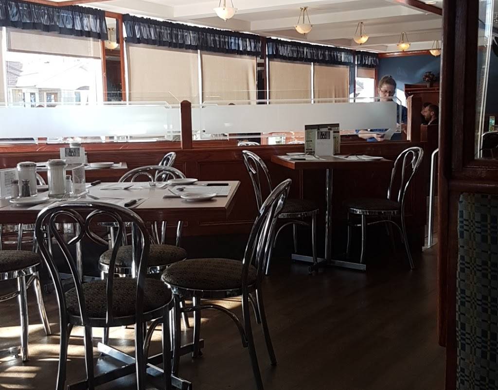 Le Vieux Capitaine Nicolas | restaurant | 697a Rue Notre-Dame, Repentigny, QC J6A 2V2, Canada | 4509327744 OR +1 450-932-7744