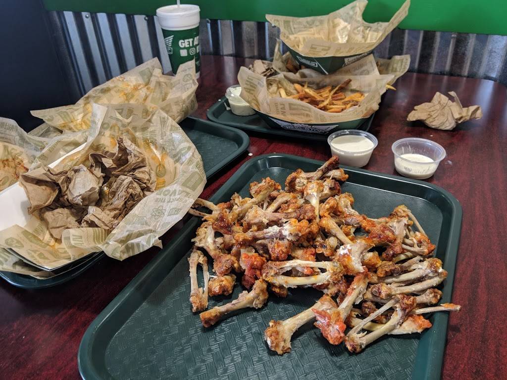 Wingstop | restaurant | 32980 Woodward Ave, Royal Oak, MI 48073, USA | 2489857867 OR +1 248-985-7867