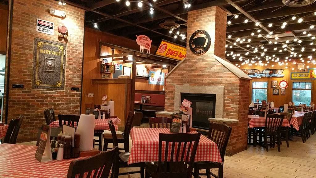Famous Daves Bar-B-Que | restaurant | 100 W Main St, Christiana, DE 19702, USA | 3027370300 OR +1 302-737-0300