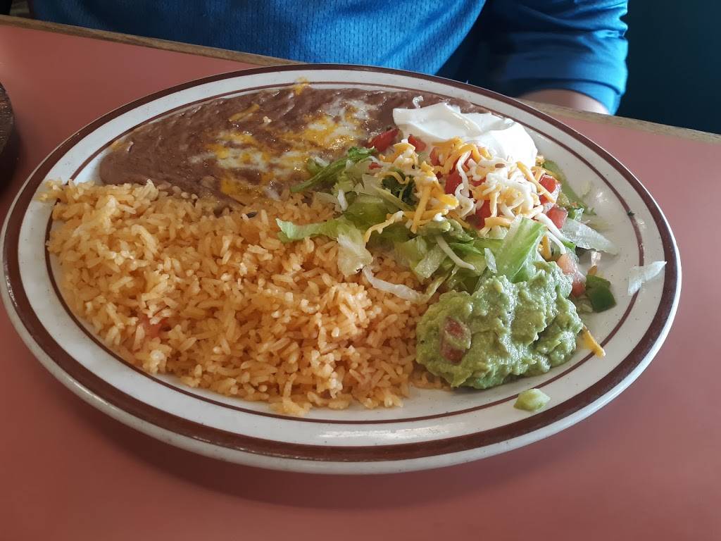 Casa Toreros Family Mexican Restaurant | restaurant | 230 N 3rd St # 4, Harrisburg, OR 97446, USA | 5419954700 OR +1 541-995-4700