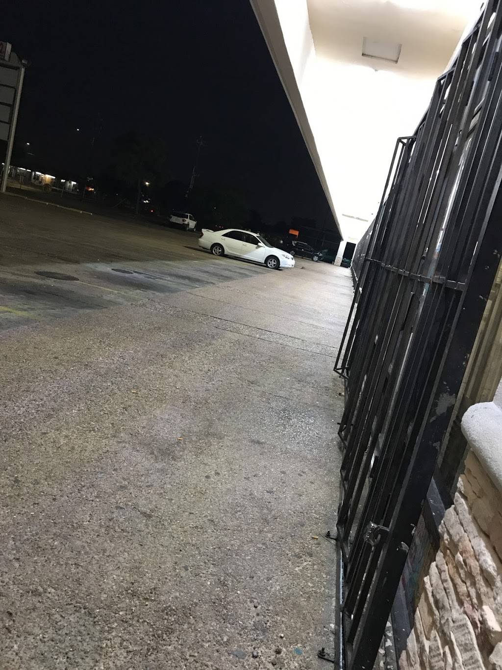 Shrimp Island | restaurant | 6405 Antoine Dr # 15, Houston, TX 77091, USA | 7136811684 OR +1 713-681-1684