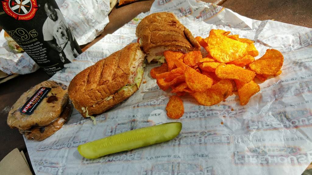 Firehouse Subs | meal delivery | 7091 College Pkwy, Fort Myers, FL 33907, USA | 2393347827 OR +1 239-334-7827