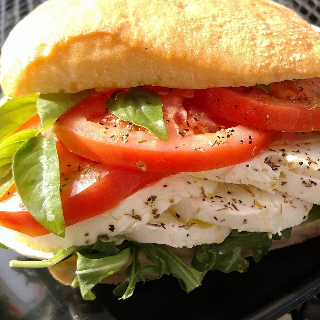 Pascarella Brothers Delicatessen | restaurant | 34 Watchung Ave, Chatham, NJ 07928, USA | 9736353354 OR +1 973-635-3354