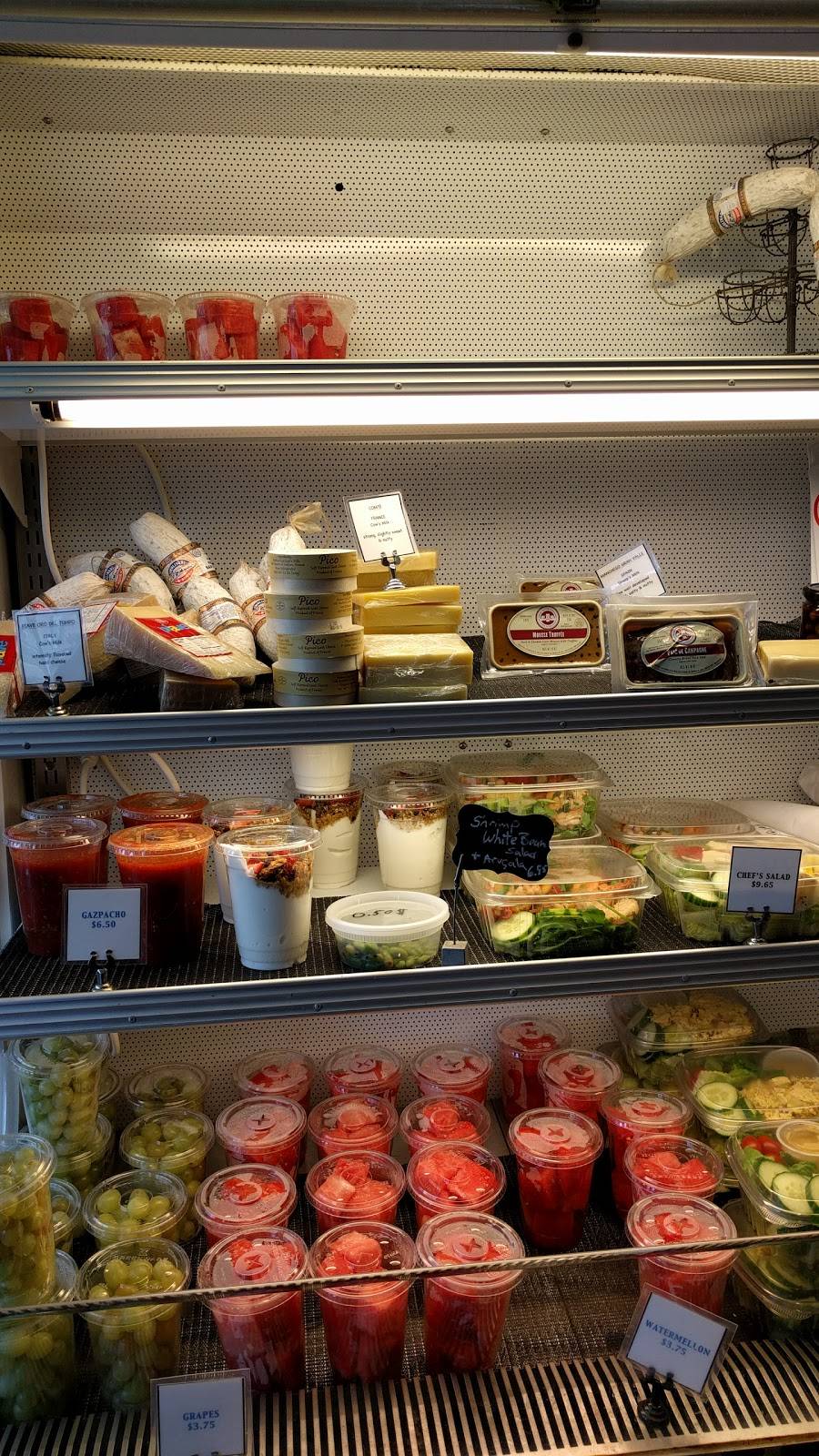 Relish Bakery & Sandwich Shop | bakery | 93 Commercial St, Provincetown, MA 02657, USA | 5084878077 OR +1 508-487-8077