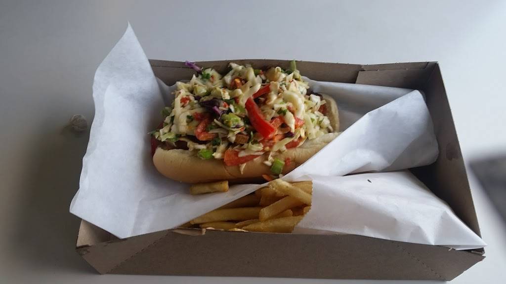 Carneys Restaurant | restaurant | 12601 Ventura Blvd, Studio City, CA 91604, USA | 8187618300 OR +1 818-761-8300