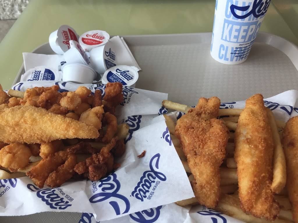 Ivars Seafood Bar | restaurant | 633 Southcenter Mall, Seattle, WA 98188, USA | 2062430608 OR +1 206-243-0608