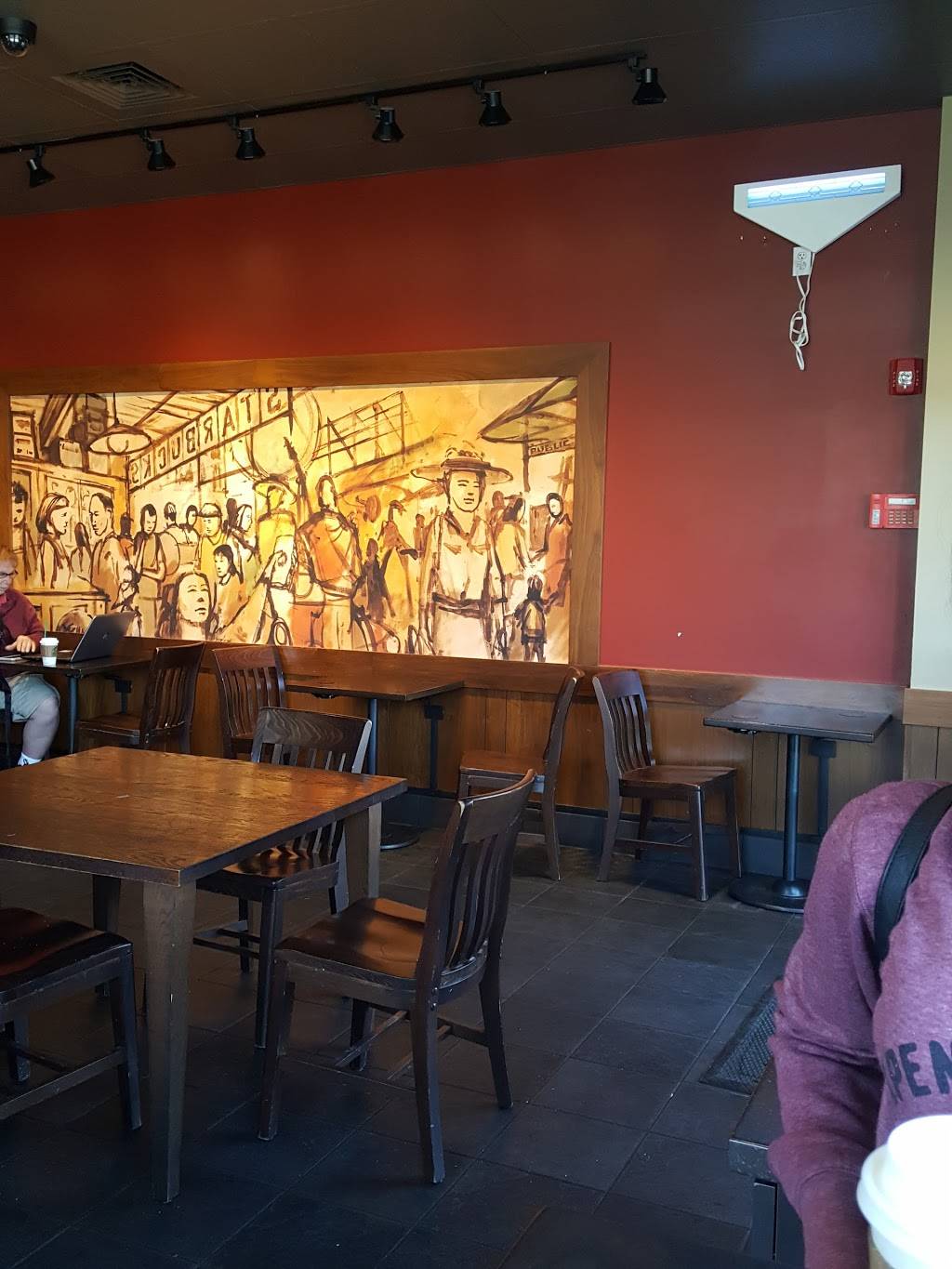 Starbucks | cafe | 3150 Case Rd Bldg H, Suite 1, Perris, CA 92570, USA | 9519430726 OR +1 951-943-0726