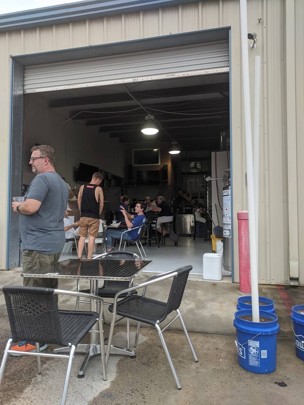 6 Wards Brewing Company | restaurant | 1825 Dickinson Ave Suite B, Dickinson, TX 77539, USA | 7133203268 OR +1 713-320-3268