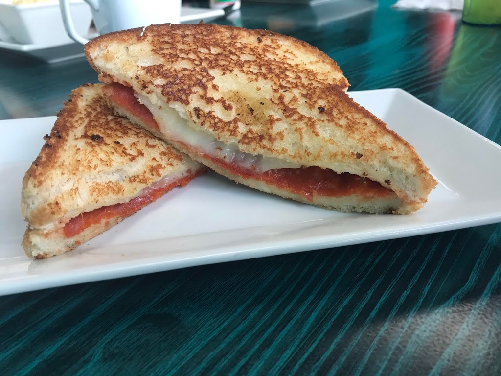 LaBo’s Gourmet Grilled Cheese | restaurant | 136 N Main St, Bryan, OH 43506, USA | 4196331066 OR +1 419-633-1066