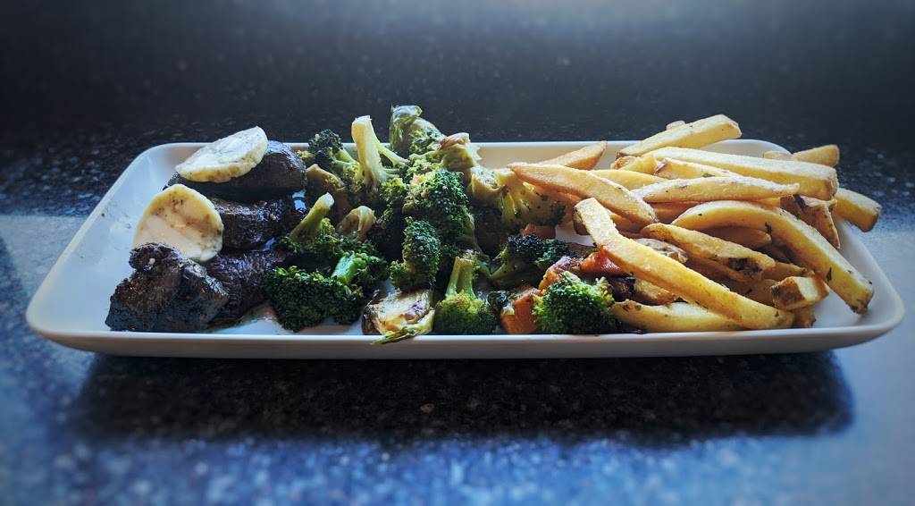 Timberline Steaks & Grille | restaurant | Concourse C, 8500 Peña Blvd, Denver, CO 80249, USA | 3033426670 OR +1 303-342-6670