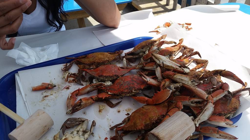 Hooked Up Seafood | restaurant | 1044 W Rio Grande Ave, Wildwood, NJ 08260, USA | 6095222722 OR +1 609-522-2722