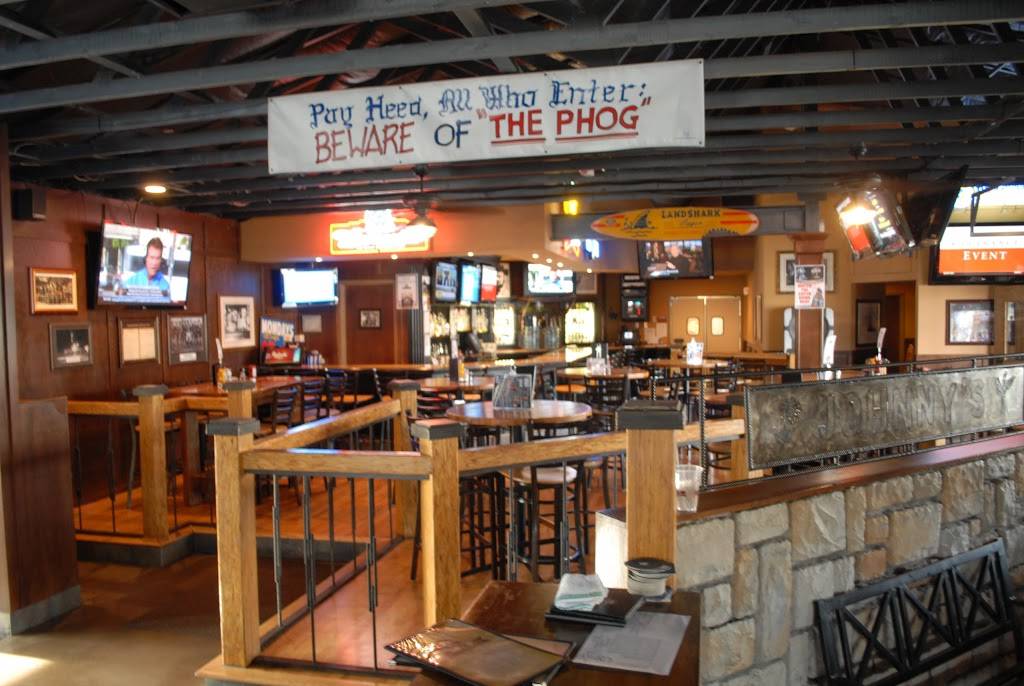 Johnnys Tavern | restaurant | 8262 Mission Rd, Prairie Village, KS 66208, USA | 9139010322 OR +1 913-901-0322