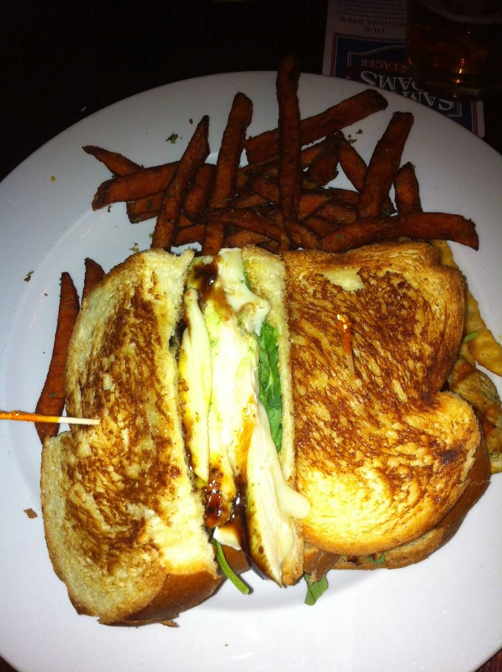 Wells On Wells | restaurant | 1617 N Wells St, Chicago, IL 60614, USA | 3129441617 OR +1 312-944-1617