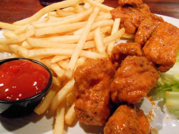 CrossRoads American Grille | restaurant | 43 Mall Way, West Sand Lake, NY 12196, USA | 5186745938 OR +1 518-674-5938