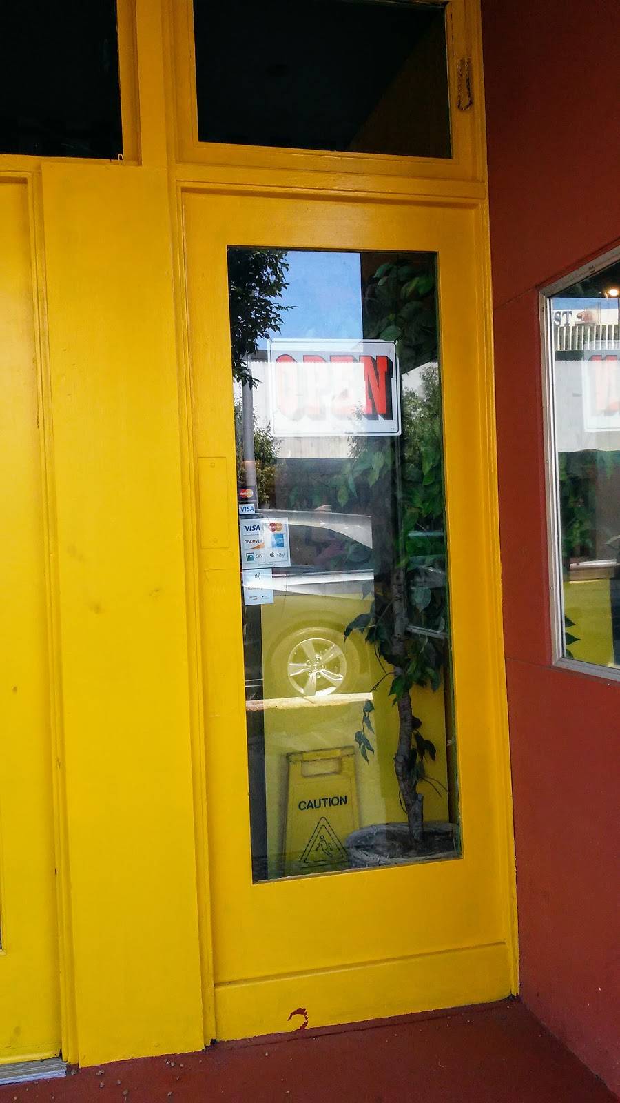 Chelitas Taqueria | restaurant | 1237 Fulton St, Fresno, CA 93721, USA | 5598000022 OR +1 559-800-0022