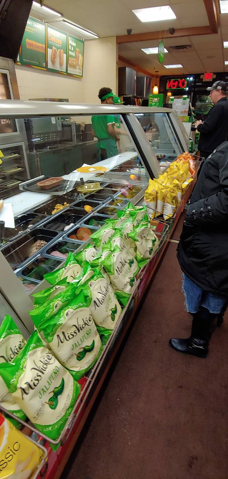 Subway | restaurant | 7807 Southtown Dr #203, Bloomington, MN 55431, USA | 9528847186 OR +1 952-884-7186