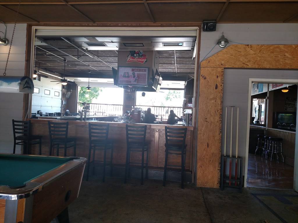 Doc Hollidays Saloon & Eatery | night club | 308 West Macarthur, Cottage Hills, IL 62018, USA | 6182587575 OR +1 618-258-7575