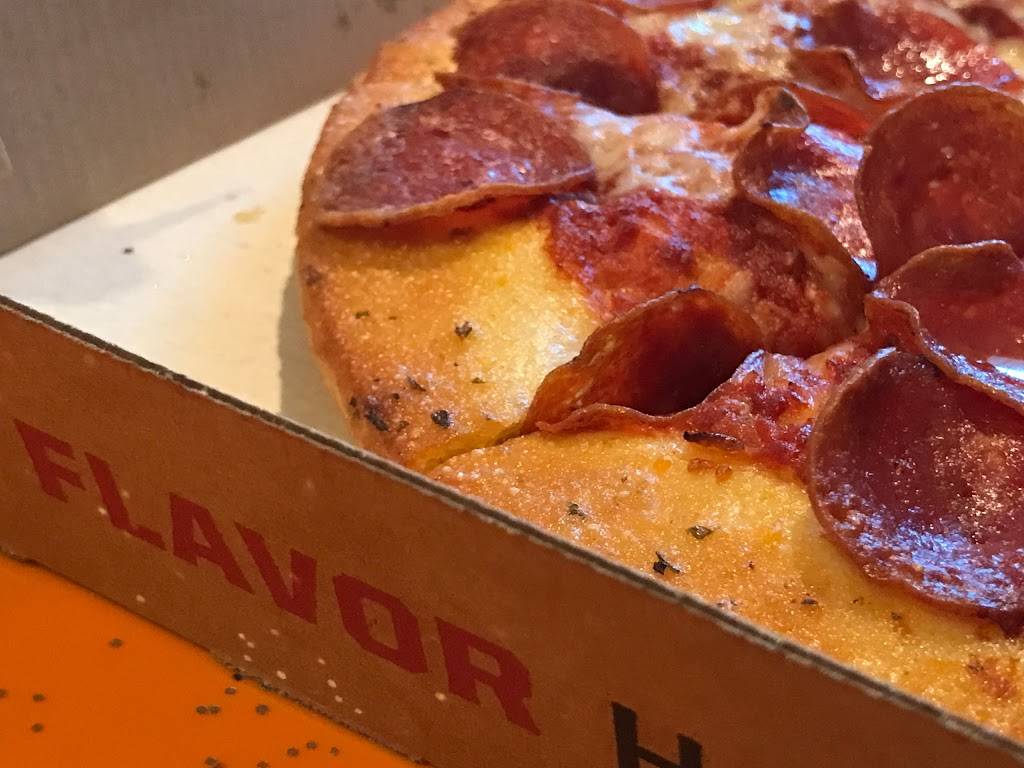 Pizza Hut | restaurant | 100 W Southlake Blvd #100, Southlake, TX 76092, USA | 8174889900 OR +1 817-488-9900