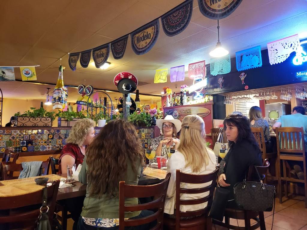 Margaritas Bar & Grill | restaurant | 411 Vineyard Blvd, Morgan Hill, CA 95037, USA | 4087795300 OR +1 408-779-5300