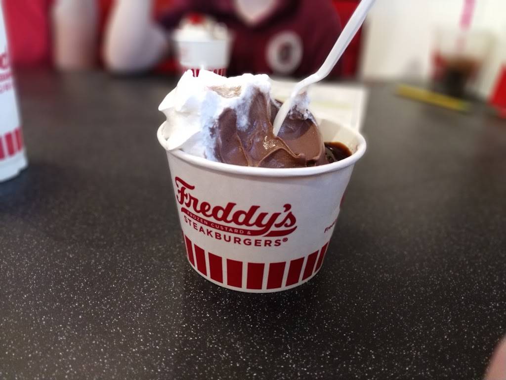 Freddys Frozen Custard & Steakburgers | restaurant | 5634 Grove Blvd, Hoover, AL 35226, USA | 2059897989 OR +1 205-989-7989