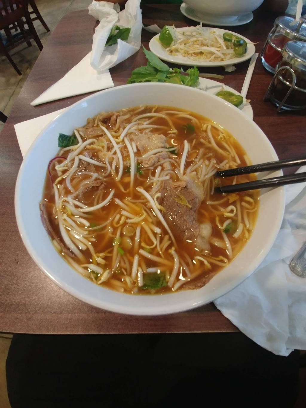 Pho I-10 | restaurant | 1045 Blalock Rd #180, Houston, TX 77055, USA | 3464445617 OR +1 346-444-5617