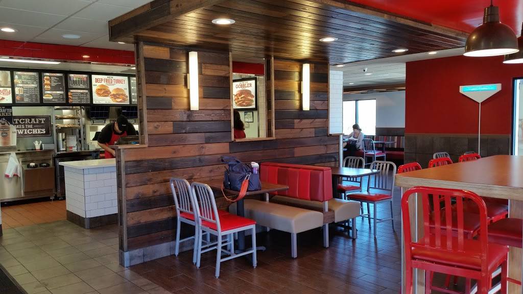 Arbys | restaurant | 57622 Twentynine Palms Highway, Yucca Valley, CA 92284, USA | 7602280104 OR +1 760-228-0104
