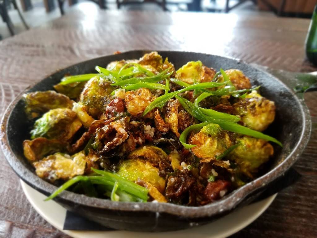 Louies Wine Dive Nashville | restaurant | 101 17th Ave S, Nashville, TN 37203, USA | 6158669172 OR +1 615-866-9172