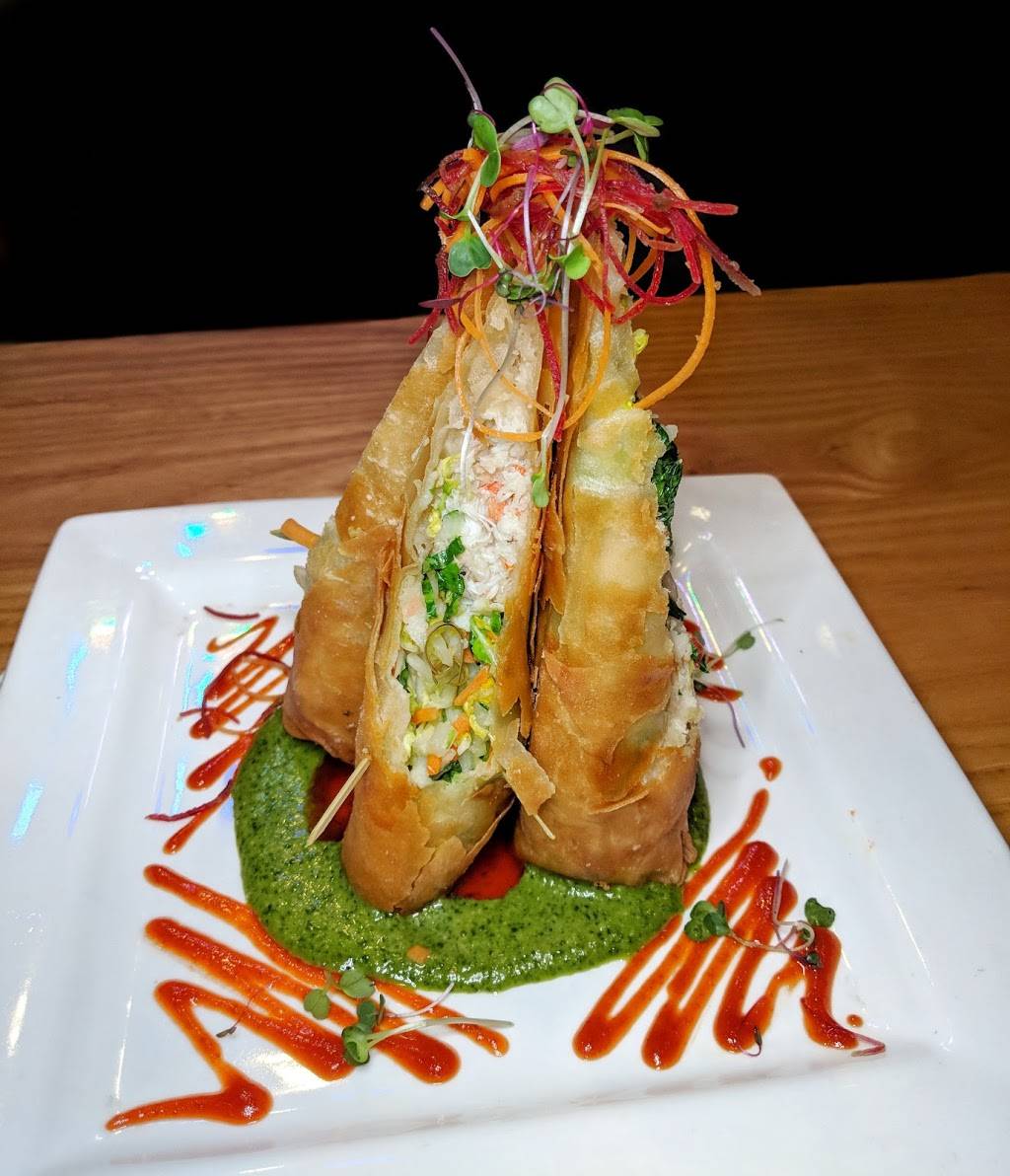 The Cowfish Sushi Burger Bar | restaurant | 4208 Six Forks Rd Ste 100, Raleigh, NC 27609, USA | 9197840400 OR +1 919-784-0400