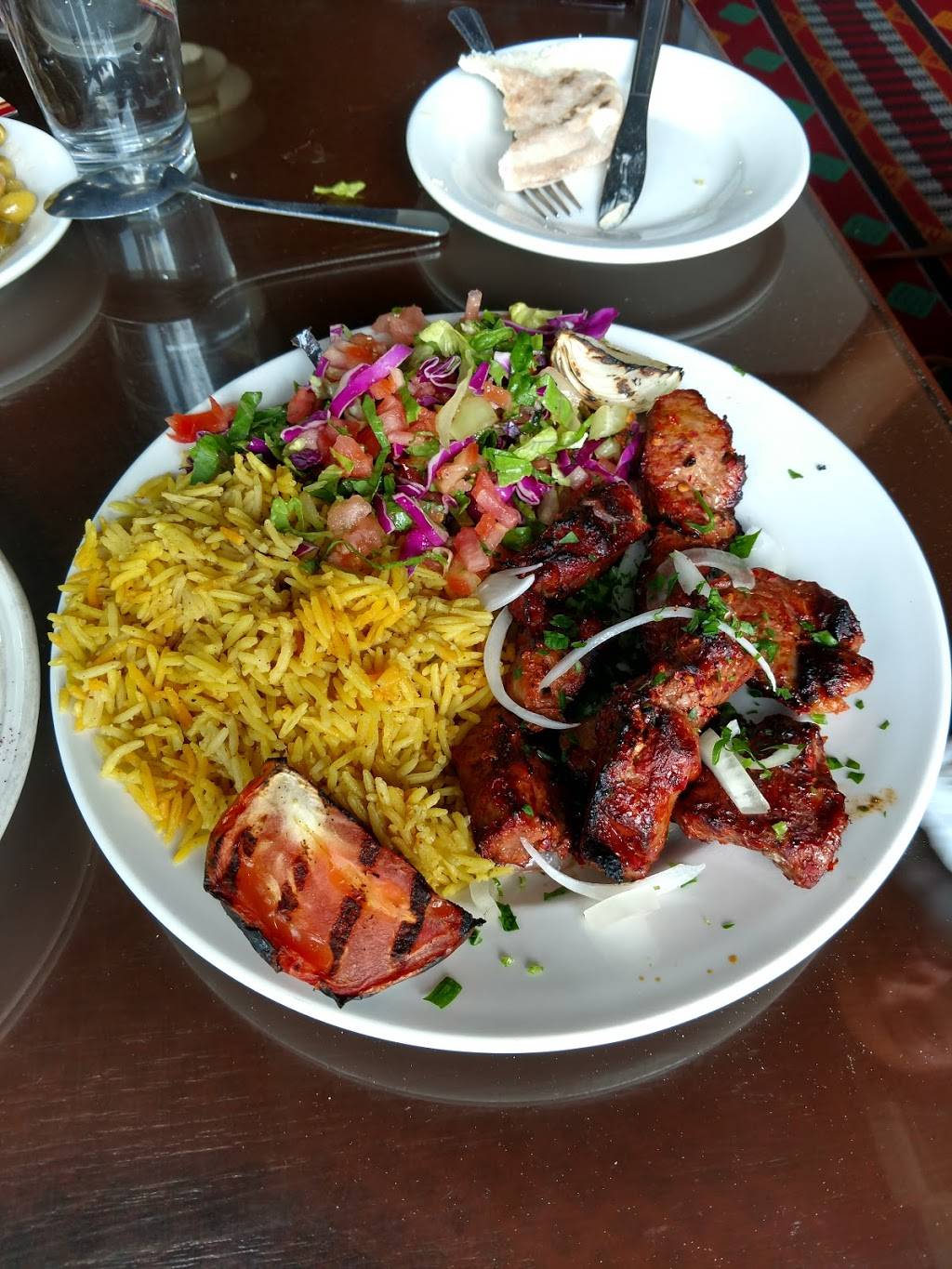 Grill House Of Yonkers | restaurant | 326 S Broadway, Yonkers, NY 10705, USA | 9144764200 OR +1 914-476-4200