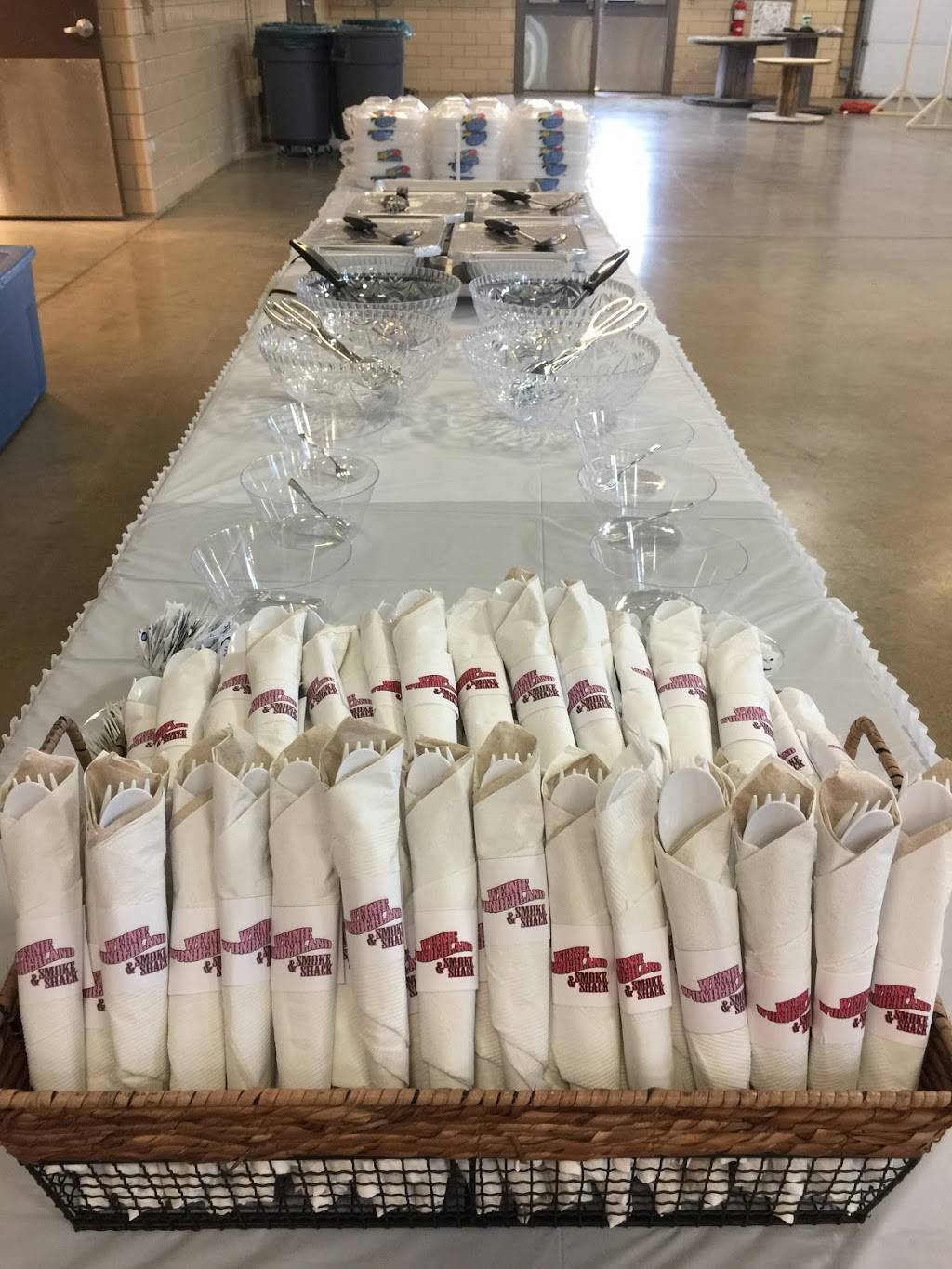 Weinie Wonderland Food Truck | restaurant | 1330 Mamie Eisenhower Ave, Boone, IA 50036, USA | 5152301184 OR +1 515-230-1184