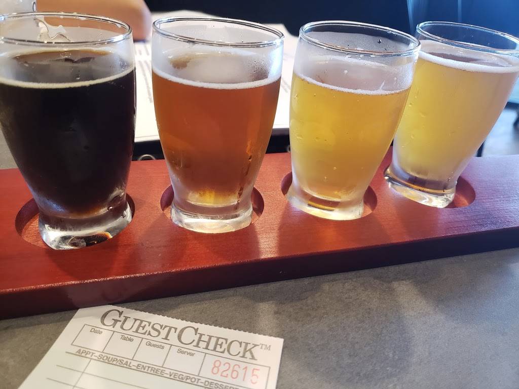 Outpost 611 Eatery & Taphouse | restaurant | 2454 McMullen Booth Rd STE 103, Clearwater, FL 33759, USA | 7272233224 OR +1 727-223-3224