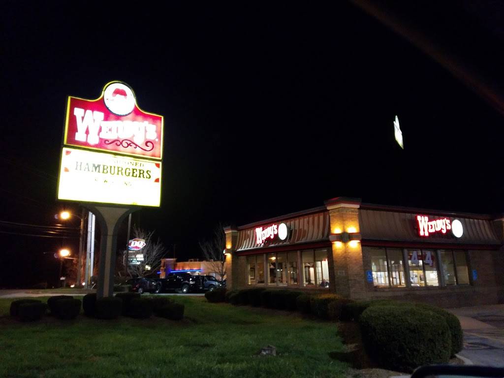 Wendys | restaurant | 113 N Keeneland Dr, Richmond, KY 40475, USA | 8596236958 OR +1 859-623-6958