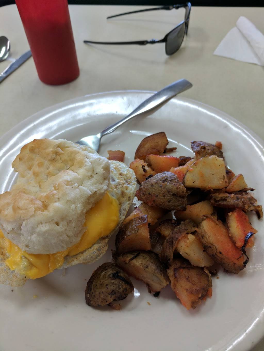 Sams Place | restaurant | 116 US-17, North Myrtle Beach, SC 29582, USA | 8432497800 OR +1 843-249-7800