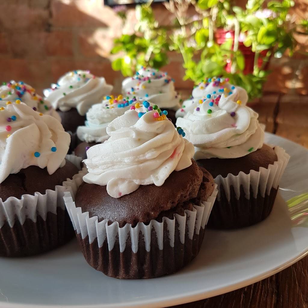 The Hearty Hooligan | restaurant | 292 Ottawa St N, Hamilton, ON L8H 3Z9, Canada | 9058070577 OR +1 905-807-0577