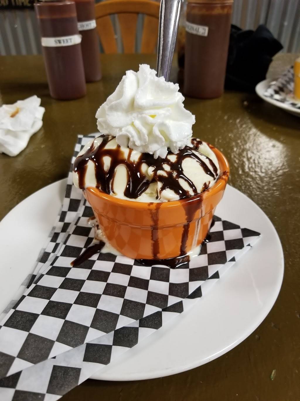 HEK Yeah BBQ | restaurant | 15044 Cave Creek Road #6, Phoenix, AZ 85032, USA | 6026268404 OR +1 602-626-8404