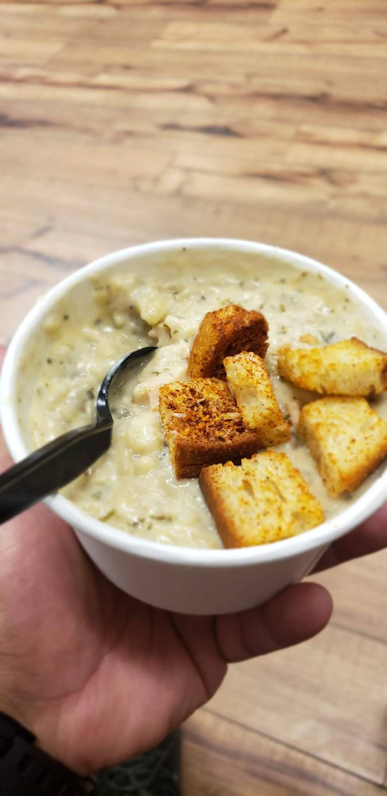 Croutons | restaurant | 17927 MacArthur Blvd, Irvine, CA 92614, USA | 9492220911 OR +1 949-222-0911