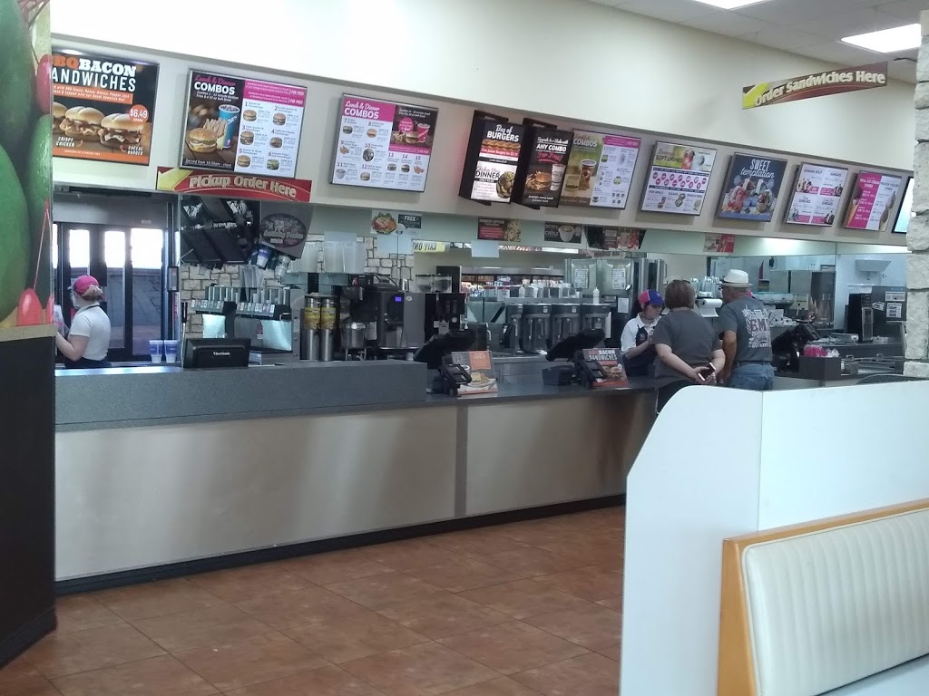 Braums Ice Cream & Burger Restaurant | restaurant | 2612 Fir St, Perry, OK 73077, USA | 5803368905 OR +1 580-336-8905