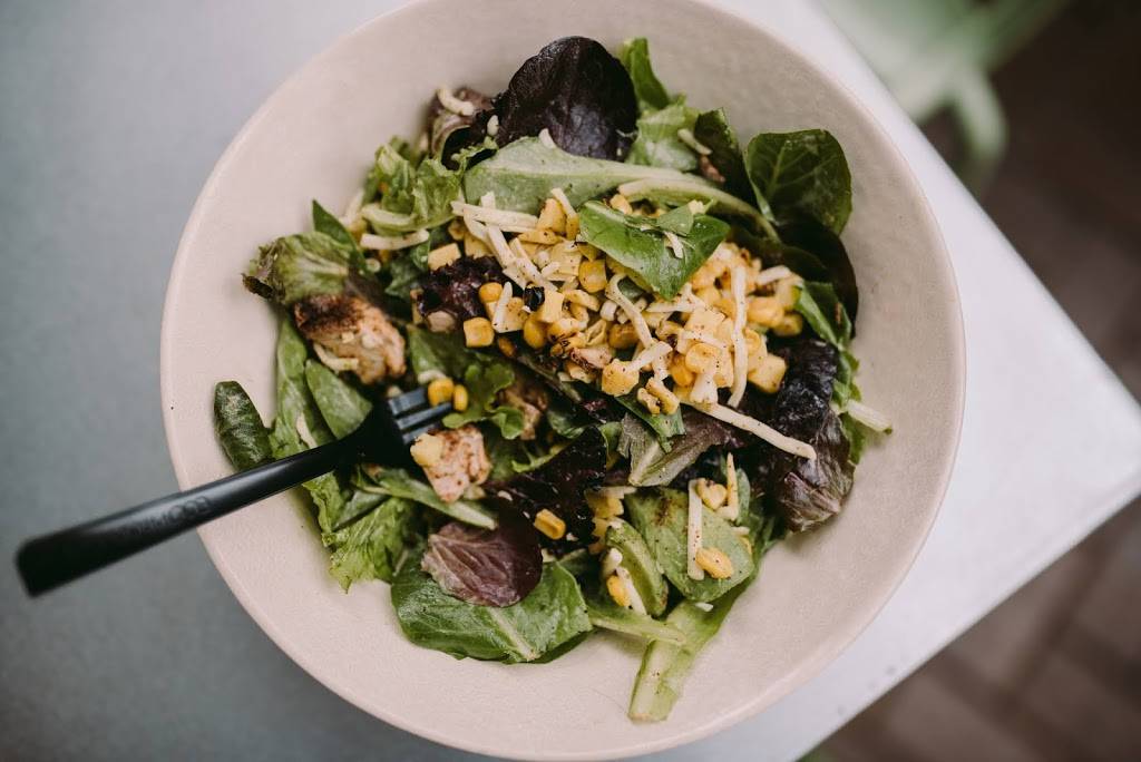 MAD Greens - Tempe Marketplace | restaurant | 2000 E Rio Salado Pkwy Suite 1215, Tempe, AZ 85281, USA | 6022833901 OR +1 602-283-3901