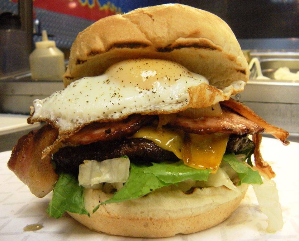 Big Boys Burgers | restaurant | 2851 Kingston Rd, Scarborough, ON M1M 1N2, Canada | 4162442697 OR +1 416-244-2697