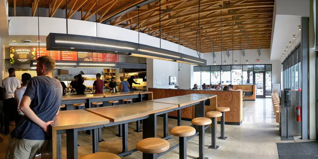 Chipotle Mexican Grill | restaurant | 4095 S Carrier Pkwy, Grand Prairie, TX 75052, USA | 9724004243 OR +1 972-400-4243