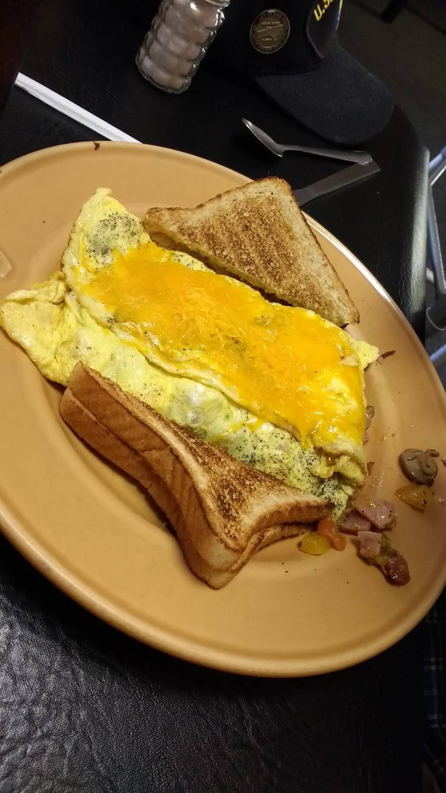 Dixie Diner | restaurant | 595 W Main St, New Lebanon, OH 45345, USA | 9376873004 OR +1 937-687-3004