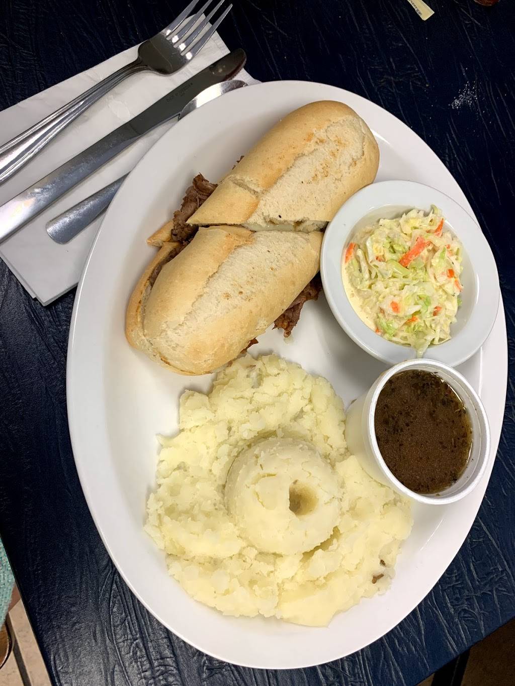 Kountry Kitchen | restaurant | 115 Kent St W, Lindsay, ON K9V 2Y4, Canada | 7058788715 OR +1 705-878-8715