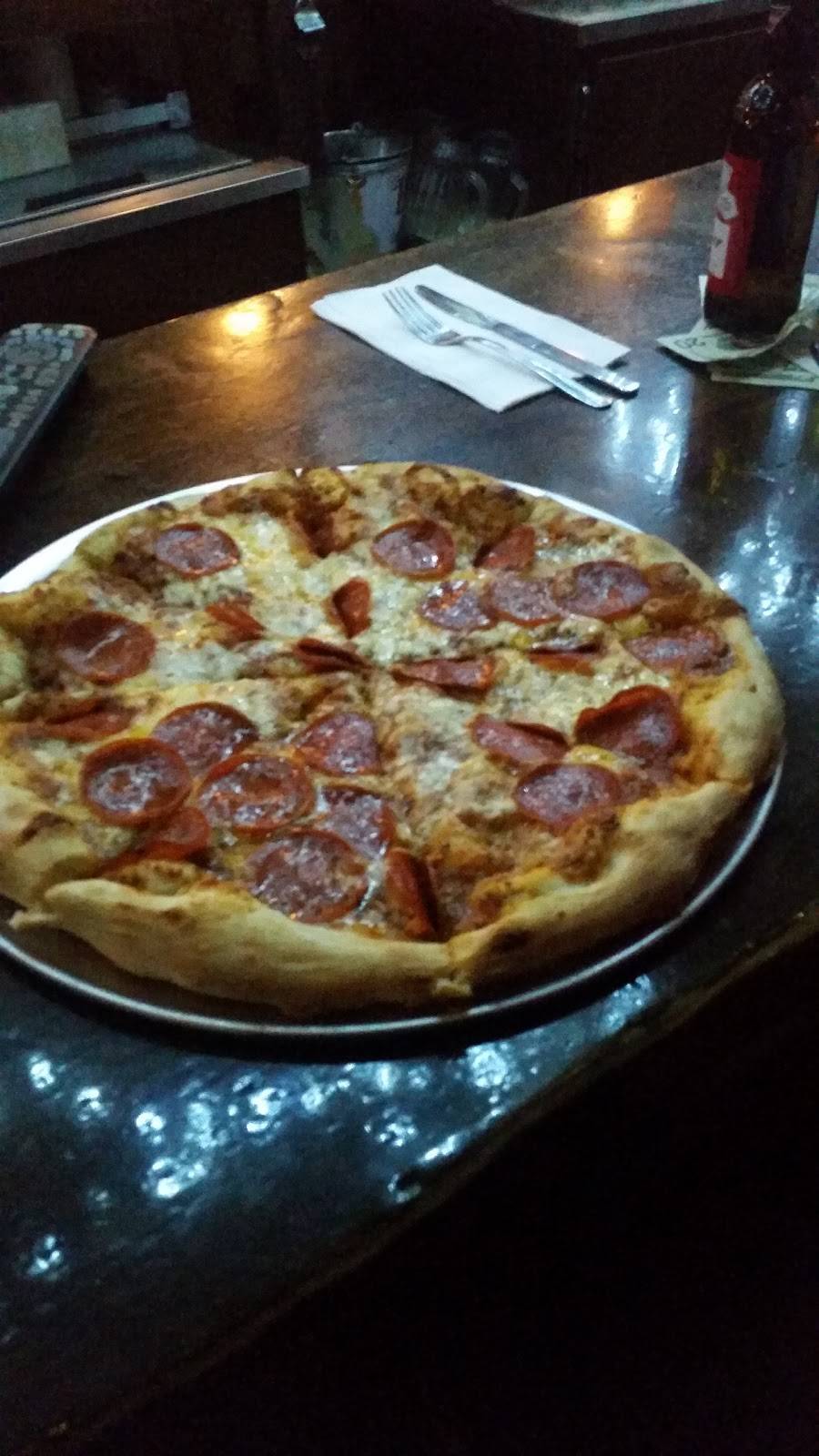 Jessica Stones | restaurant | 738 New Loudon Rd, Latham, NY 12110, USA | 5187858536 OR +1 518-785-8536