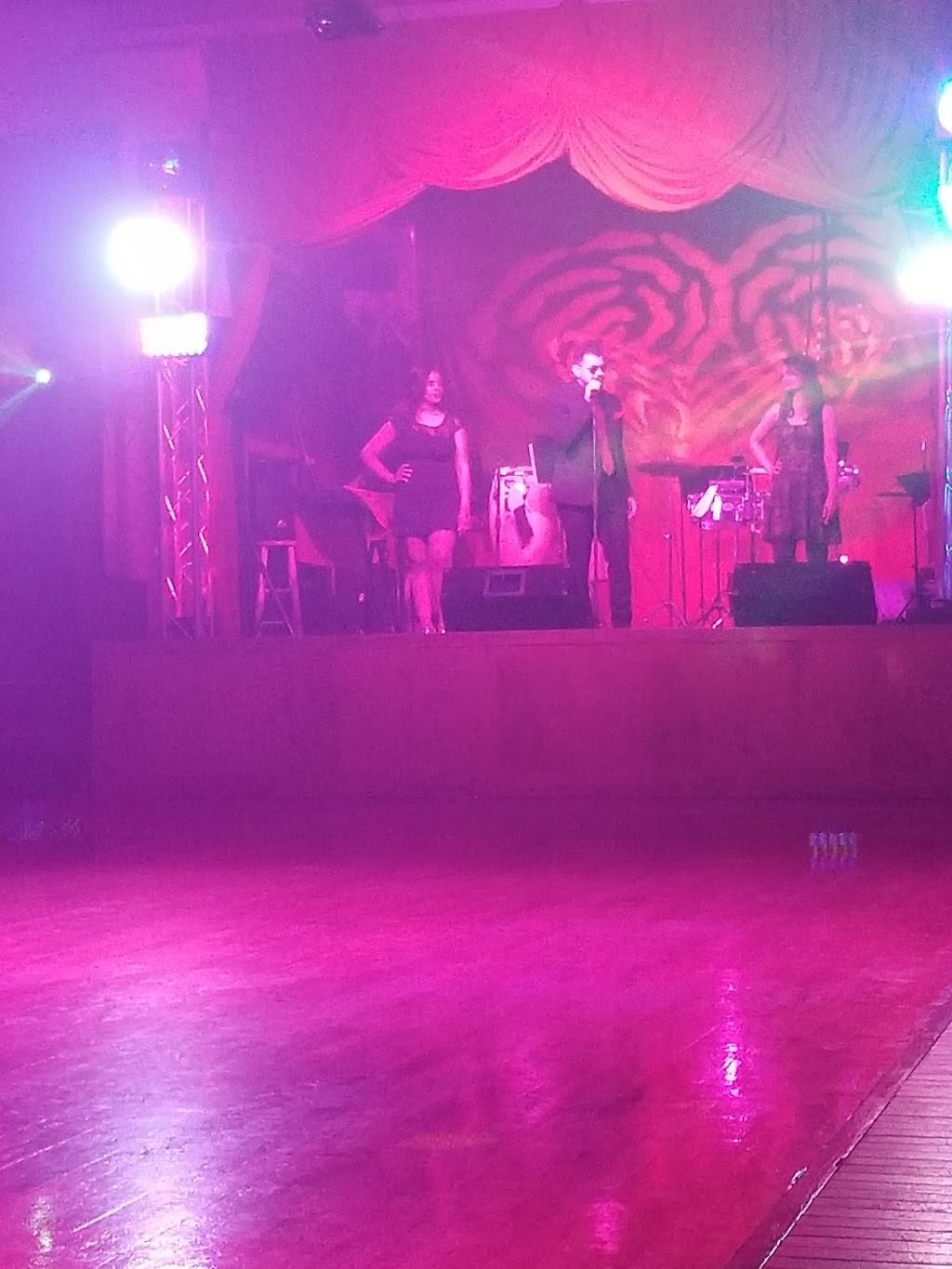 Paraiso Lounge | night club | 2709 E Lake St, Minneapolis, MN 55406, USA | 6127280101 OR +1 612-728-0101