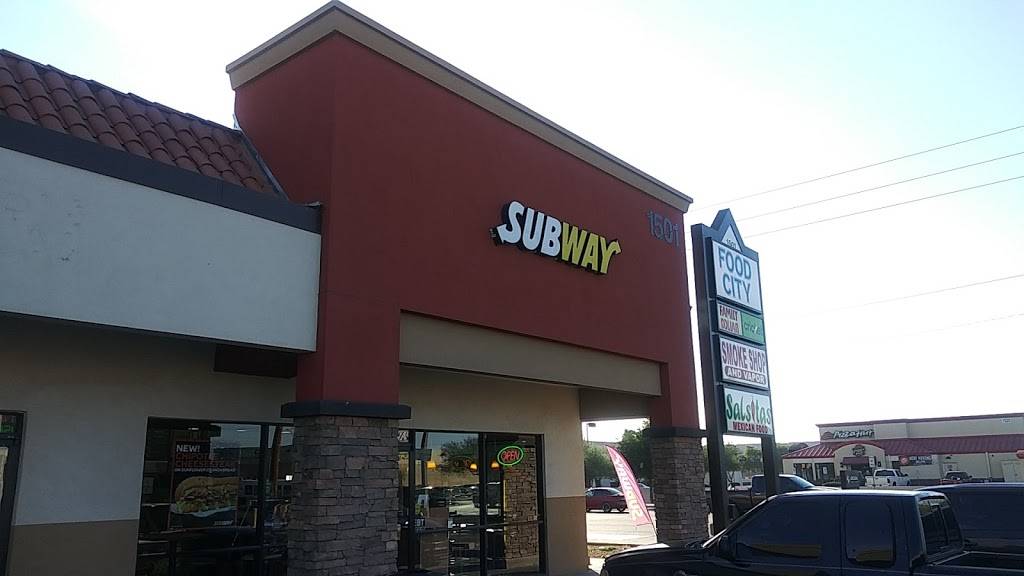 Subway | restaurant | 1501 N 43rd Ave #4, Phoenix, AZ 85009, USA | 6022781969 OR +1 602-278-1969