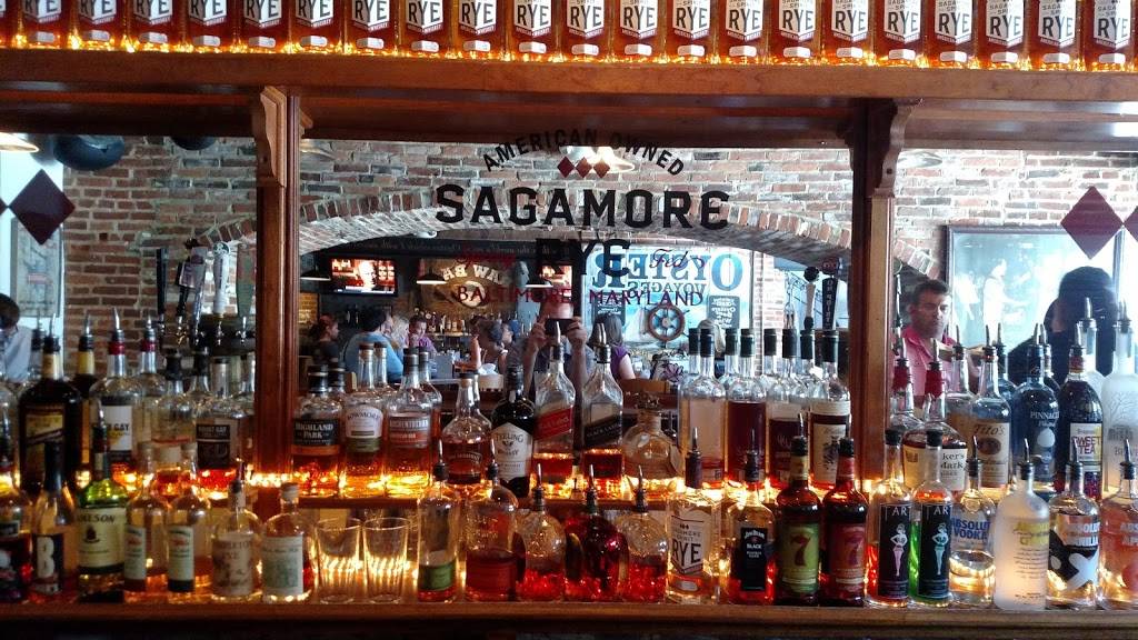 Ryleighs Oyster | restaurant | 36 E Cross St, Baltimore, MD 21230, USA | 4105392093 OR +1 410-539-2093