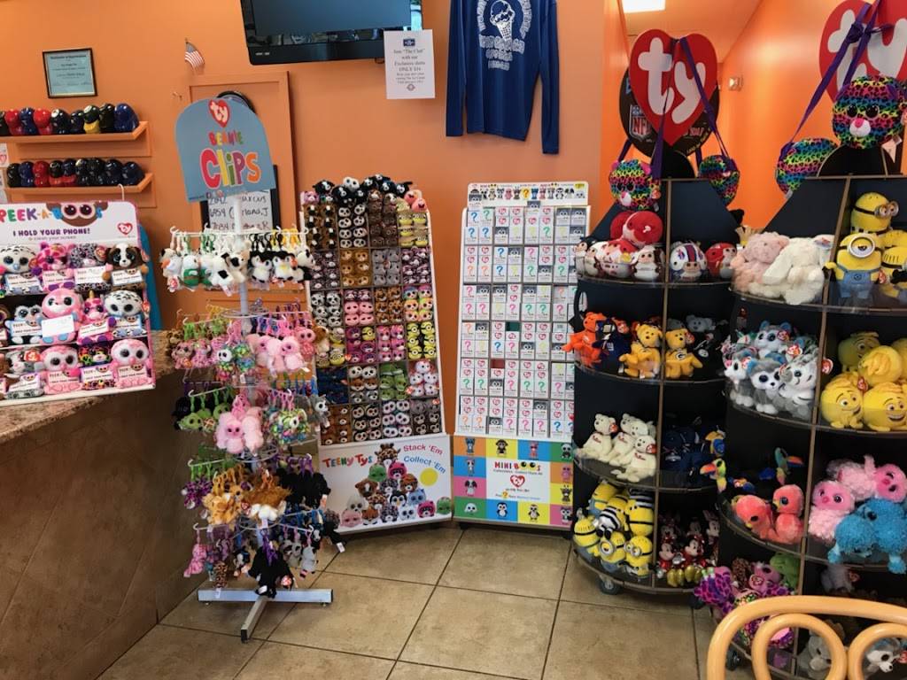 Ice Cream Club of Cape Coral | restaurant | 2384 Surfside Blvd #107, Cape Coral, FL 33991, USA | 2392822582 OR +1 239-282-2582