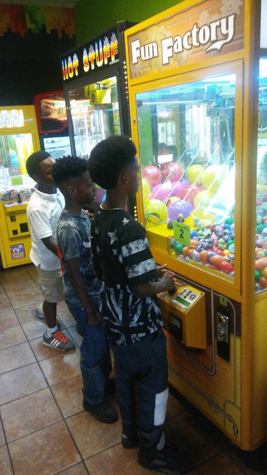 Cicis | restaurant | 6619 Forest Hill Dr Ste 70, Fort Worth, TX 76140, USA | 8174833950 OR +1 817-483-3950