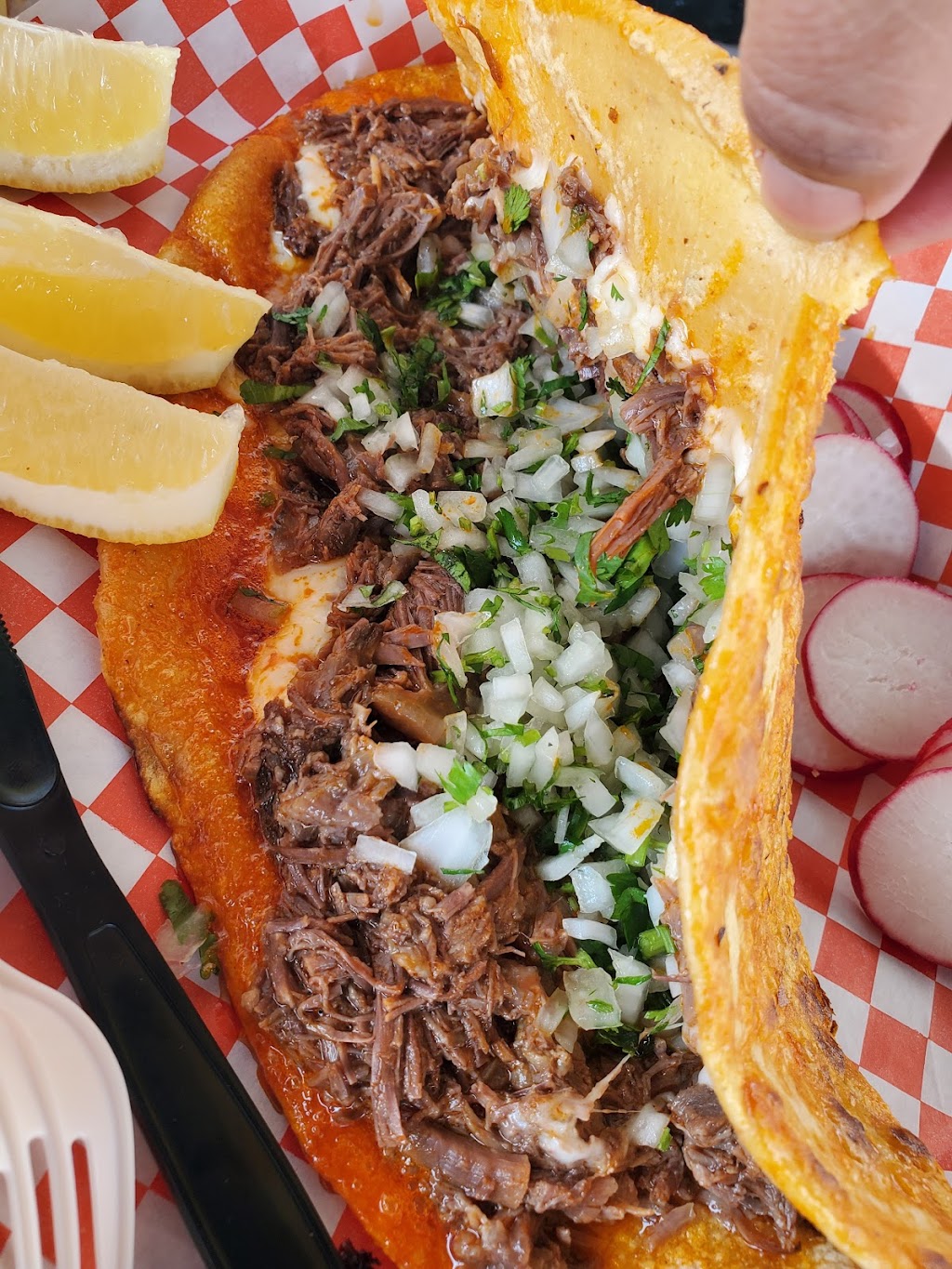 L.A Autentica Birrieria- Long Beach | restaurant | 455 W Willow St, Long Beach, CA 90806, USA | 7472102995 OR +1 747-210-2995